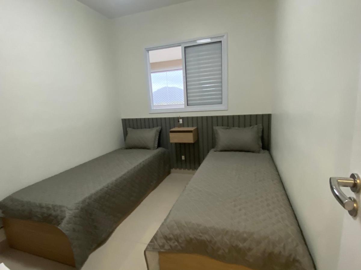 Apartment Em Com Varanda Gourmet